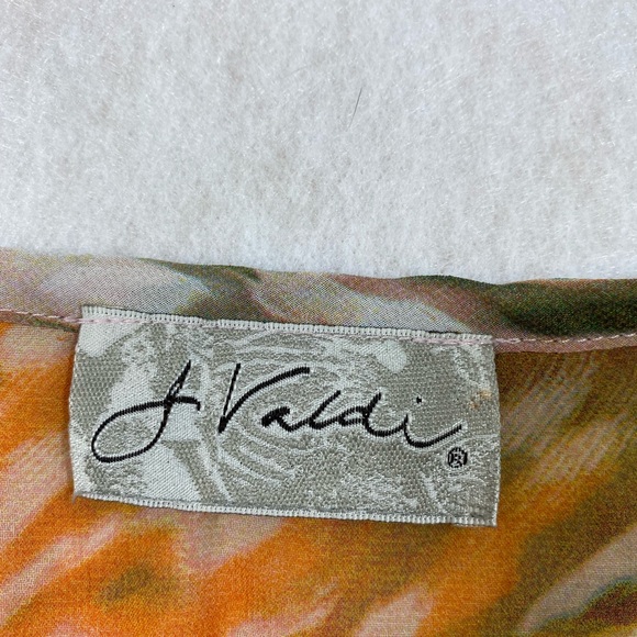 J Valdi Cheetah Top Animal Print Mustard Yellow Pink Butterfly Sleeves V… - Picture 3 of 10